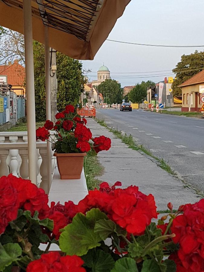 Penzion Kormos Sturovo Luaran gambar